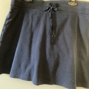 Liz wear Navy blue skort, size M